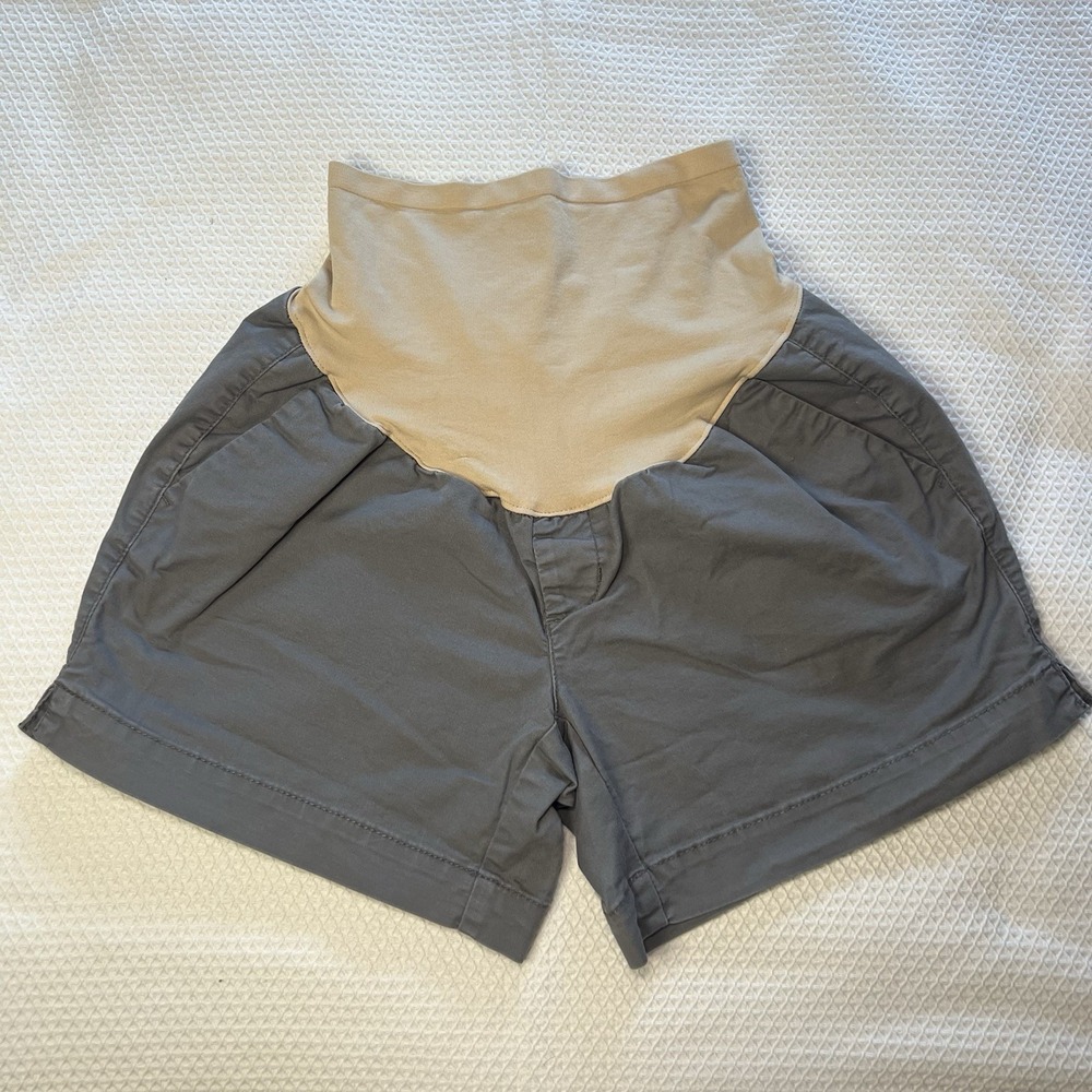 Old Navy Maternity Gray Cargo Shorts Size 0‎ Elastic Waist Band